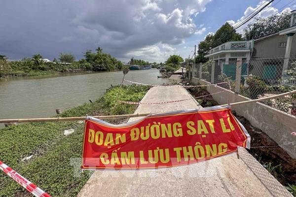 Cần Thơ xuất hiện nhiều điểm sạt lở bờ sông nghiêm trọng