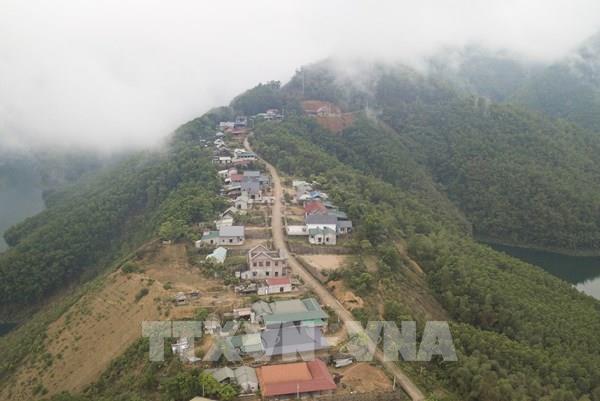 Vẻ đẹp thơ mộng của xóm tái định cư Lau Bai (Hòa Bình)