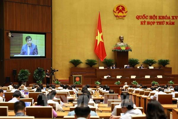 Trình Quốc hội xem xét về một số chính sách đặc thù phát triển TP. Hồ Chí Minh