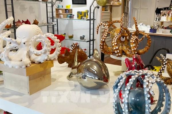 Làng Biot, nơi gặp gỡ của du lịch và nghệ thuật ở miền Nam nước Pháp