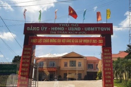 Gây thiệt hại hơn 112 triệu đồng khi chứng thực, nguyên Chủ tịch UBND thị trấn bị khởi tố