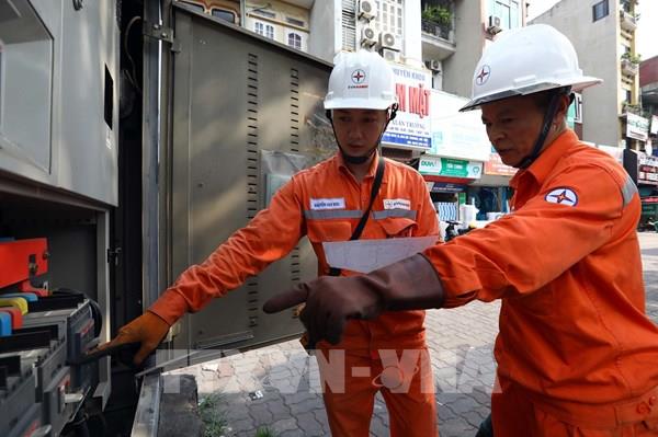 Lên phương án bảo đảm cung ứng điện trong các dịp lễ, Tết năm 2025