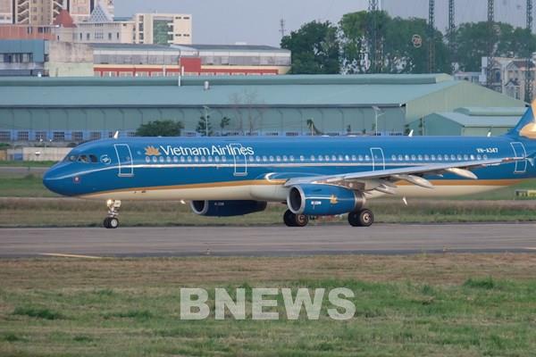 Vietnam Airlines điều chỉnh kế hoạch khai thác do ảnh hưởng của bão Doksuri