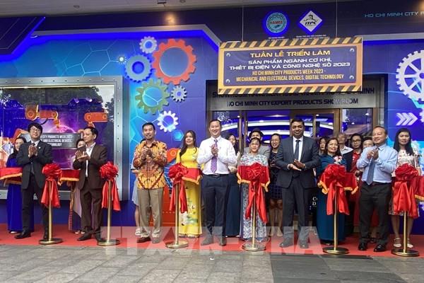 Khai mạc Tuần lễ triển lãm sản phẩm ngành cơ khí, thiết bị điện và công nghệ số