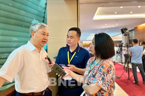 Bên lề Quốc hội: Cần chính sách hài hòa giữa các bên trong phát triển năng lượng tái tạo 