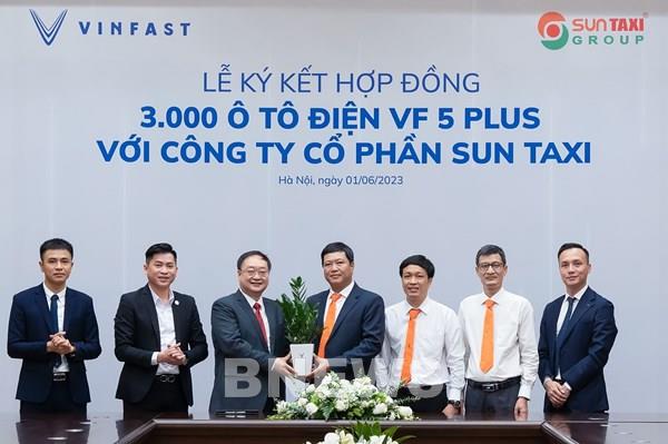 VinFast có hợp đồng mua ô tô điện VF 5 Plus lớn nhất từ trước tới nay