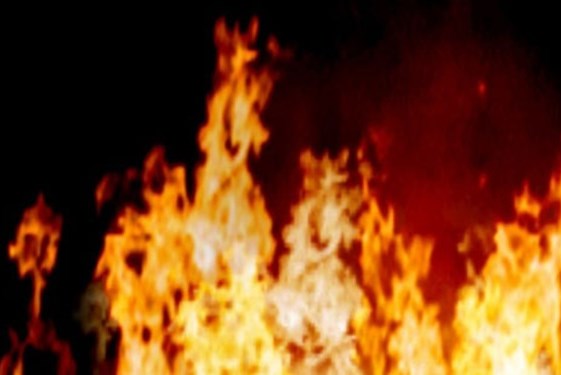 Cháy lớn thiêu rụi gần 1.000 m2 nhà xưởng công ty dệt may