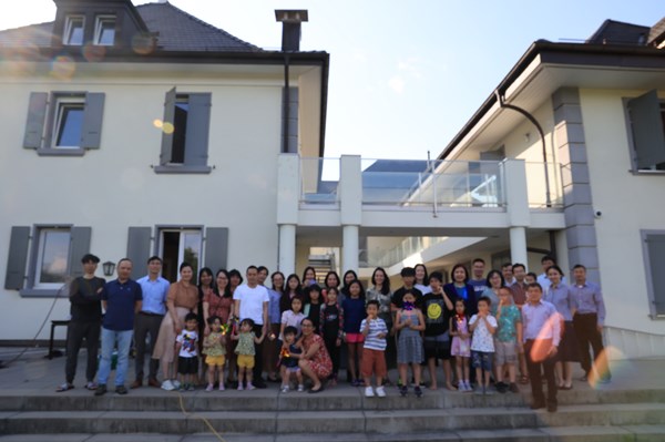 Vui Tết thiếu nhi tại Thụy Sĩ 