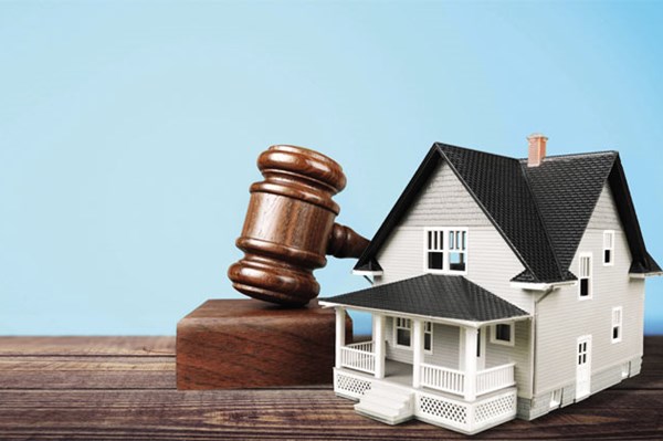 Xe sang, biệt thự hạ giá hàng tỷ đồng vẫn khó thanh lý, thu hồi nợ