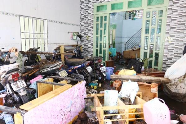 Đồng Nai: Hàng trăm hộ dân thiệt hại tài sản sau cơn lũ quét