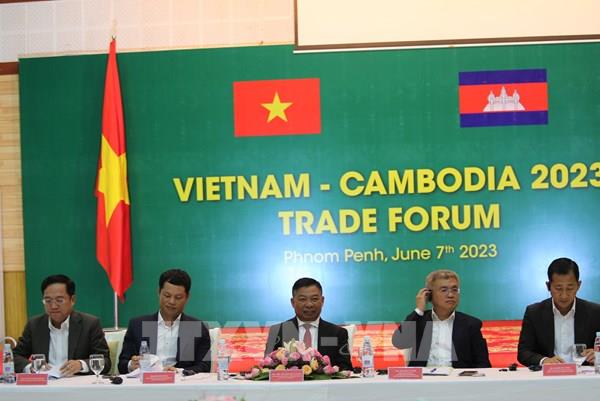 Doanh nghiệp Việt Nam và Campuchia tìm kiếm cơ hội đầu tư, hợp tác