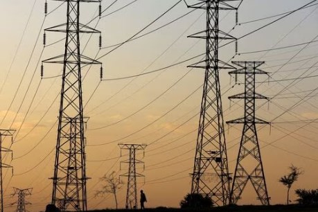 Thế giới đối mặt với khoảng cách lớn trong tiếp cận năng lượng