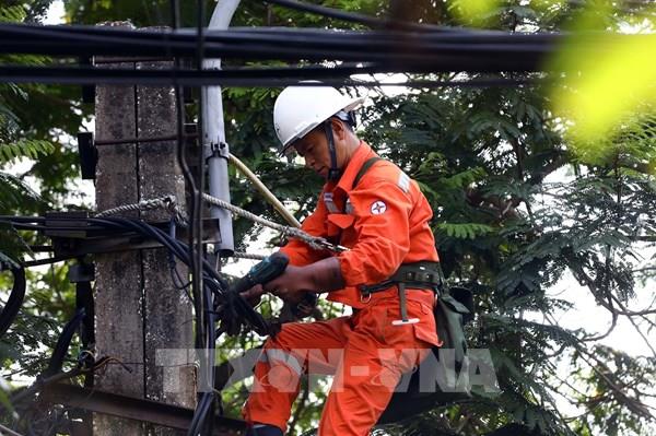 EVN phải tập trung nghiên cứu, thực hiện đồng bộ các giải pháp về cung ứng điện