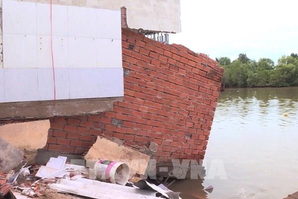 Bạc Liêu: Sạt lở đất nghiêm trọng, ảnh hưởng đến nhiều nhà dân