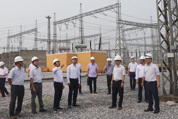 Đảm bảo truyền tải điện ở những “điểm nút” khu vực phía Bắc
