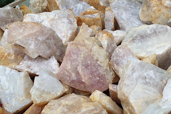 Nguy cơ điều tra phòng vệ thương mại với sản phẩm liên quan mặt đá thạch anh