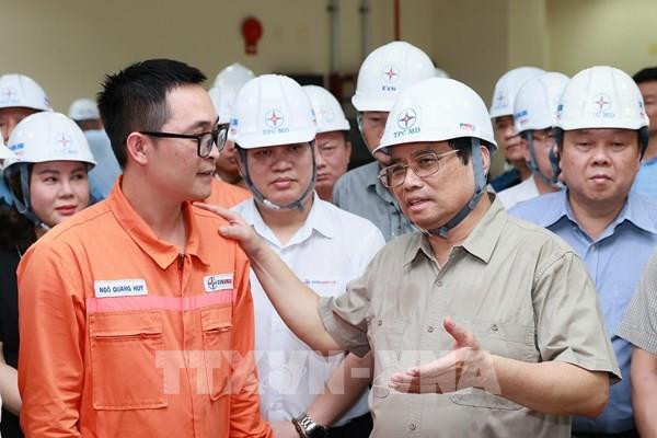 Thủ tướng kiểm tra tình hình sản xuất, cung ứng điện tại Quảng Ninh