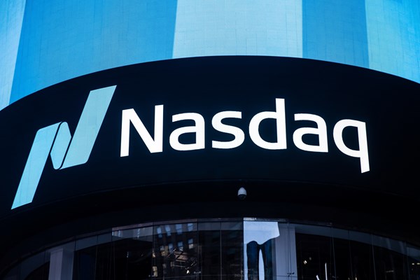 Lý do vì sao các nhà giao dịch ưa chuộng NASDAQ?