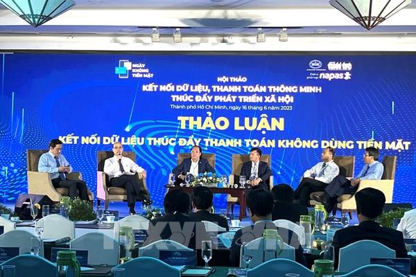 Tăng tốc thanh toán không tiền mặt nhờ kết nối dữ liệu