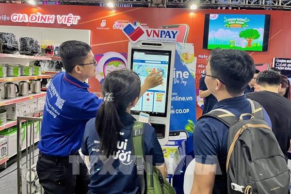 Khai mạc Lễ hội Không tiền mặt - Cashless Town