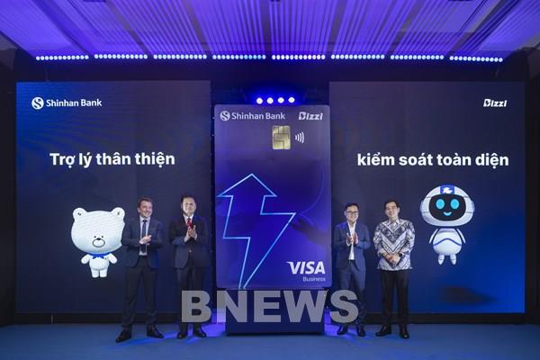 Shinhan Việt Nam hợp tác cùng Bizzi ra mắt thẻ tín dụng fintech đầu tiên trên thị trường