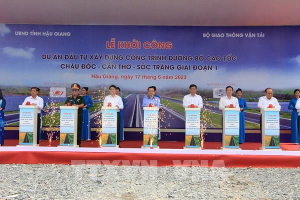 Khởi công Dự án thành phần 3 thuộc Cao tốc Châu Đốc - Cần Thơ - Sóc Trăng, giai đoạn 1