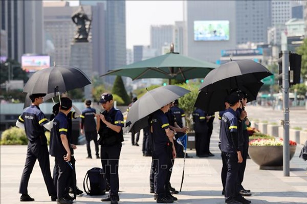 Nhiều thành phố Hàn Quốc chìm trong nắng nóng