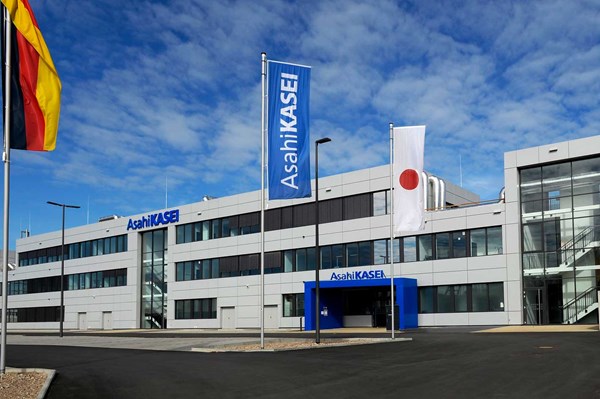 Các công ty hóa chất lớn của Nhật Bản phát triển nhựa sinh học