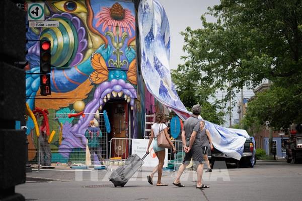 Ngành du lịch Canada bị  khủng hoảng nợ