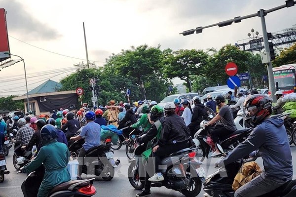 Hà Nội tiến tới dừng hoạt động xe máy trên địa bàn các quận