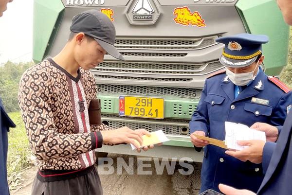 Hà Nội: Gần 28,5 tỷ đồng xử phạt vi phạm quy định trong lĩnh vực vận tải