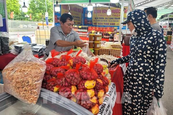 Kết nối, mở rộng thị trường tiêu thụ sản phẩm khu vực phía Bắc
