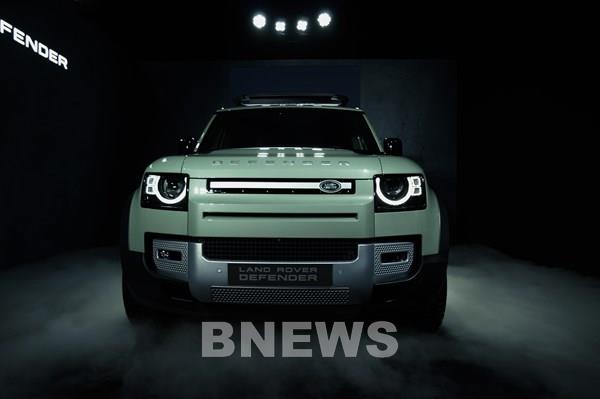 Bảng giá xe Land Rover tháng 9/2023, giá cao nhất đến 25,5 tỷ đồng