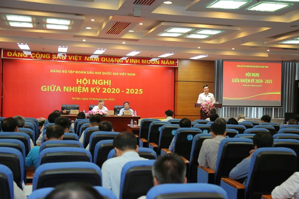 Nửa nhiệm kỳ, PVN hoàn thành vượt mức nhiều chỉ tiêu