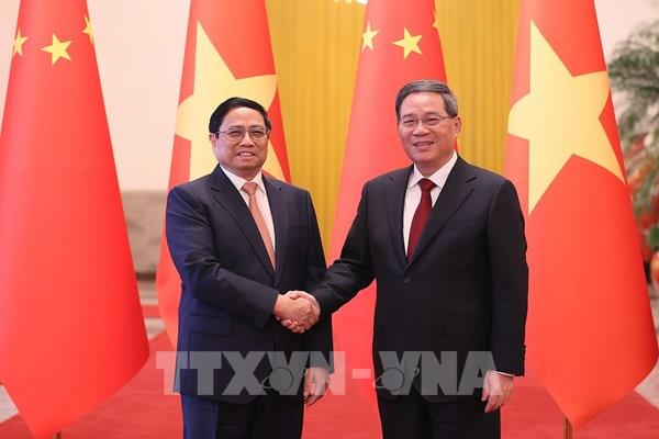 Thủ tướng Lý Cường chủ trì Lễ đón Thủ tướng Phạm Minh Chính thăm chính thức Trung Quốc