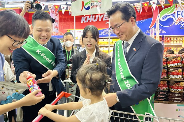 WinMart khởi động tuần lễ quảng bá thực phẩm Hàn Quốc tại Hà Nội