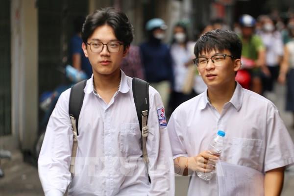 Các trường THPT công lập tại Hà Nội hạ điểm chuẩn vào lớp 10 năm học 2023