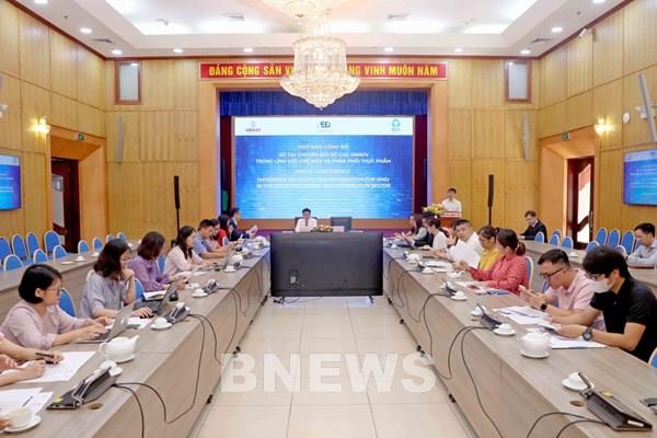 Ra mắt sổ tay chuyển đổi số cho doanh nghiệp nhỏ và vừa