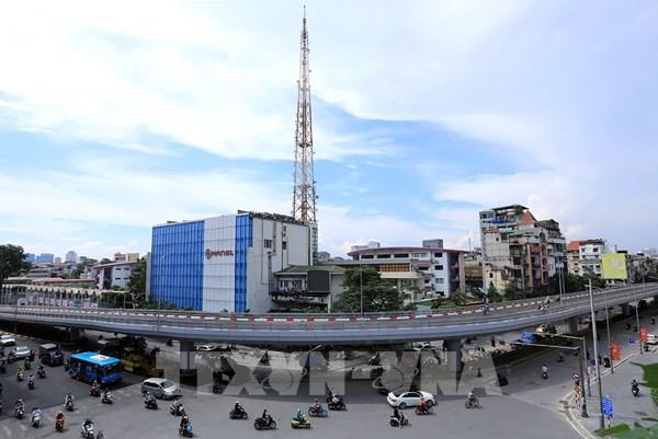 Cận cảnh cầu vượt chữ C tại nút giao Chùa Bộc - Phạm Ngọc Thạch