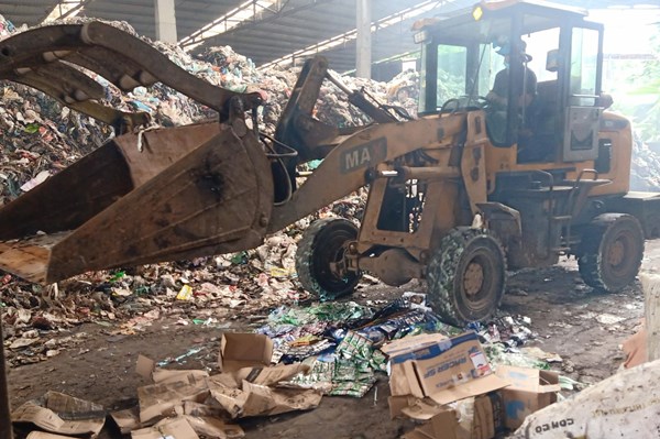 Giám sát tiêu huỷ hàng hoá giả mạo nhãn hiệu