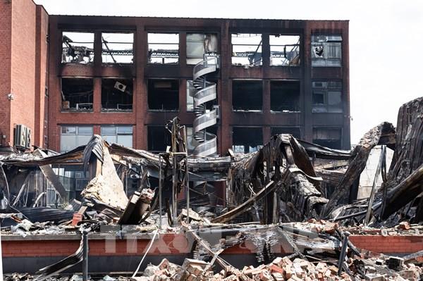 Bạo loạn gây tổn thất lớn đối với nền kinh tế Pháp