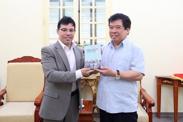 Chuyên gia Cuba: Việt Nam đã chứng tỏ là quốc gia đáng tin cậy