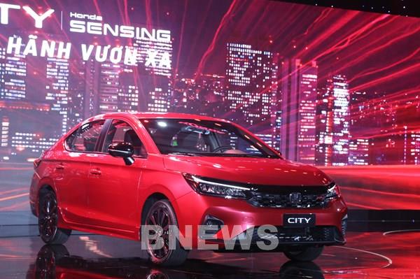 Doanh số xe máy và ô tô của Honda tại Việt Nam đều giảm