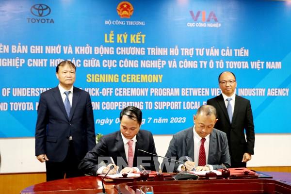 Toyota Việt Nam hợp tác với Bộ Công Thương hỗ trợ doanh nghiệp công nghiệp hỗ trợ ô tô
