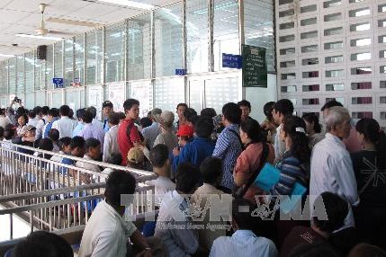 Bộ Y tế: Xử lý nghiêm tập thể, cá nhân liên quan đến “cò” xếp lốt khám bệnh