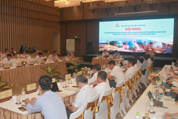 Doanh thu của các đơn vị khâu sau chiếm 63% tổng doanh thu của PVN