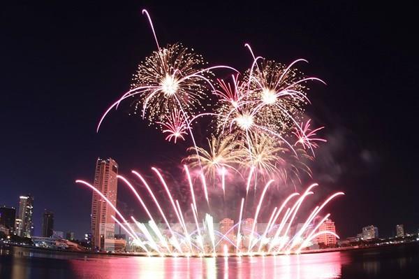  Rực rỡ đêm chung kết Lễ hội Pháo hoa Quốc tế Đà Nẵng