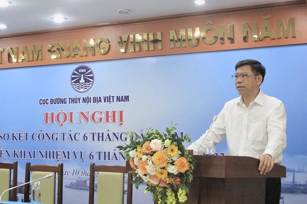 Phát triển vận tải đường thủy, giảm áp lực cho đường bộ