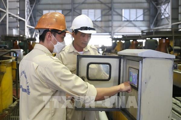 Lào Cai hỗ trợ doanh nghiệp tháo gỡ khó khăn