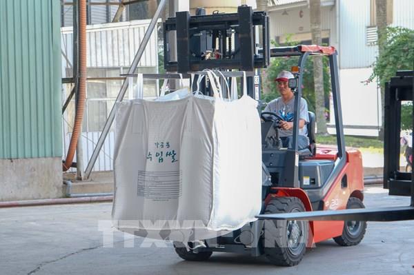 Xuất khẩu gạo và rau quả tăng đột biến